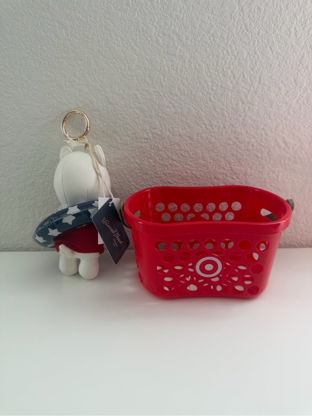 Target Beach Bullseye Bag Charm with Target Mini Shopping Basket - Picture 2 of 6